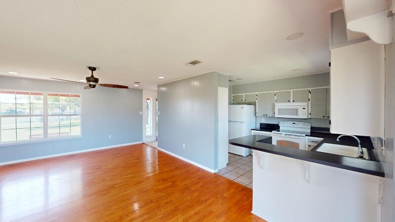 Building Photo - 740 Co Rd 4876