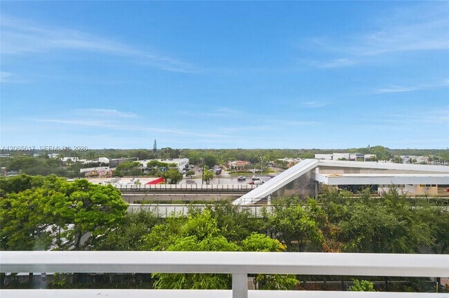 Building Photo - 7275 SW 90th Way