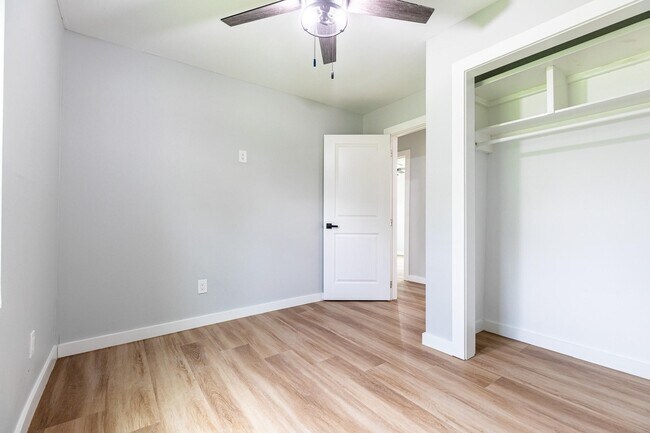 Building Photo - 9529 Fairland Dr