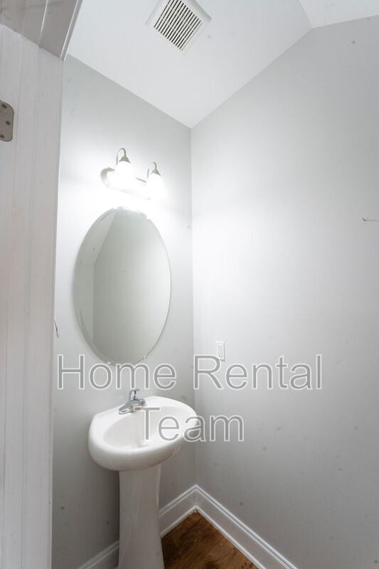 Building Photo - 573 Gov Treutlen Cir