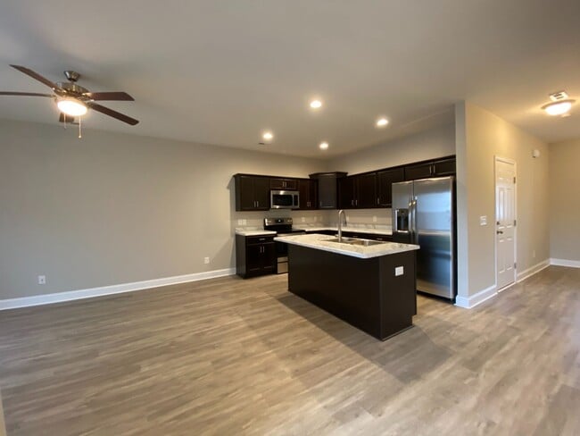 Building Photo - 505 Stone Crab Ln