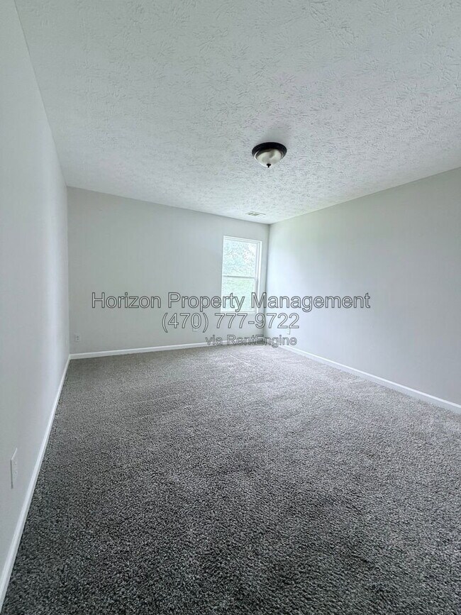 Building Photo - 5860 Mountain Top Pl