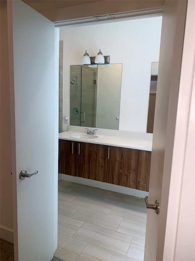 Building Photo - 10209 Las Nubes Ave