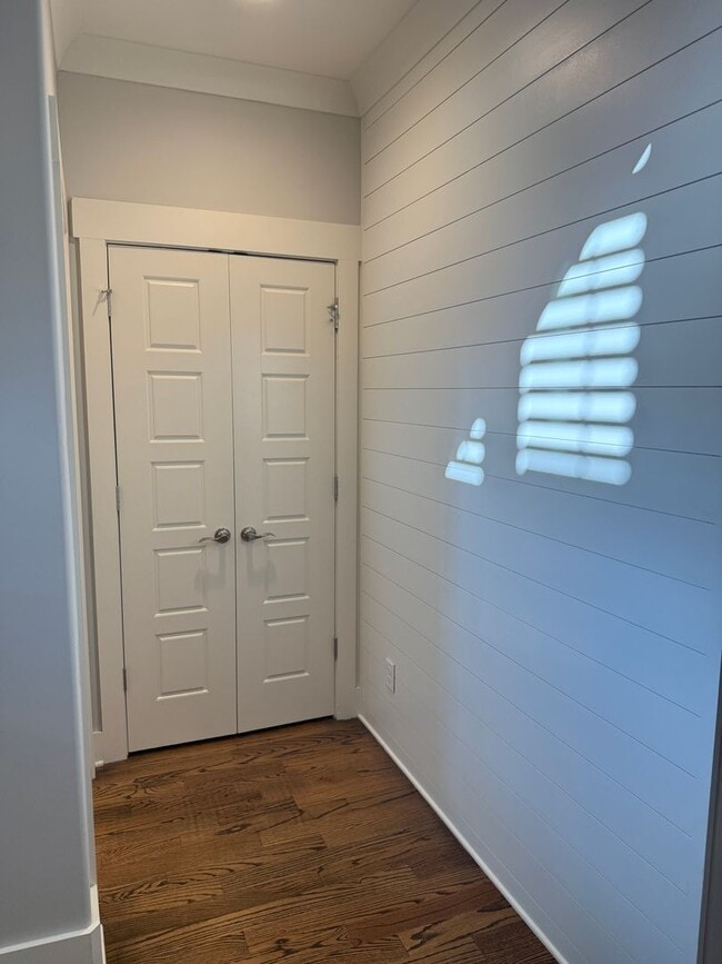 Building Photo - Ready to Rent in Barnsley Park