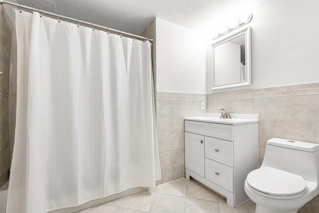 Building Photo - 4301 Park Ave