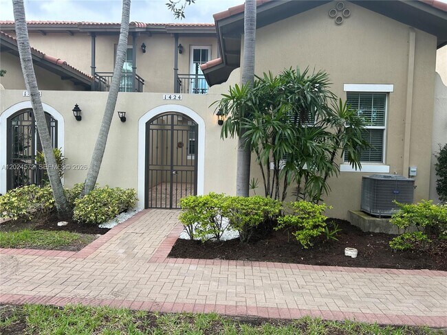 Building Photo - 1424 SW 147th Ave