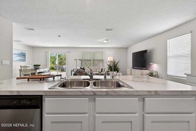 Building Photo - 75644 Bridgewater Dr