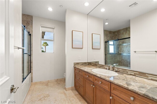 Building Photo - 1635 Liege Dr