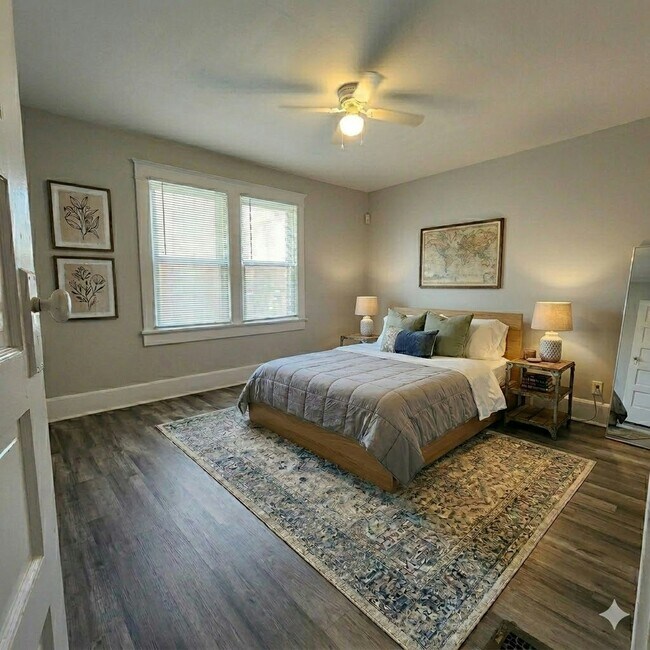 Building Photo - 3031 Boulevard Pl