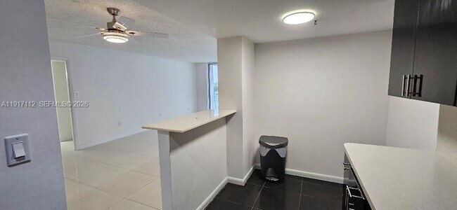 Building Photo - 18021 Biscayne Blvd