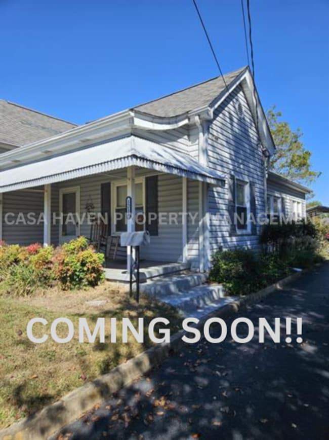 Building Photo - ***Coming Soon – Charming 2 Bed / 2 Bath Home in Bristol***
