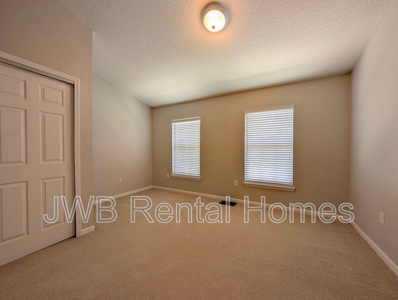 Building Photo - 8090 Summer Cove Ct