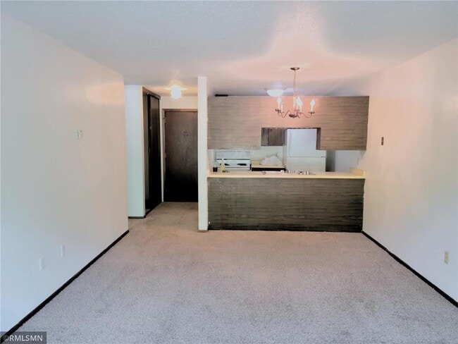 Building Photo - 415 S Wasson Ln