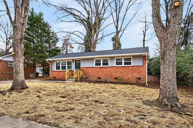 Building Photo - Newly Remodeled 3BD, 2BA Raleigh Home Near Downtown Raleigh and Interstates