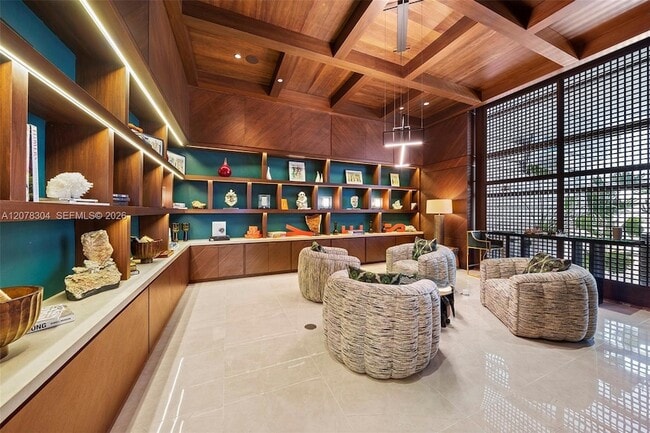Building Photo - 5875 Collins Ave