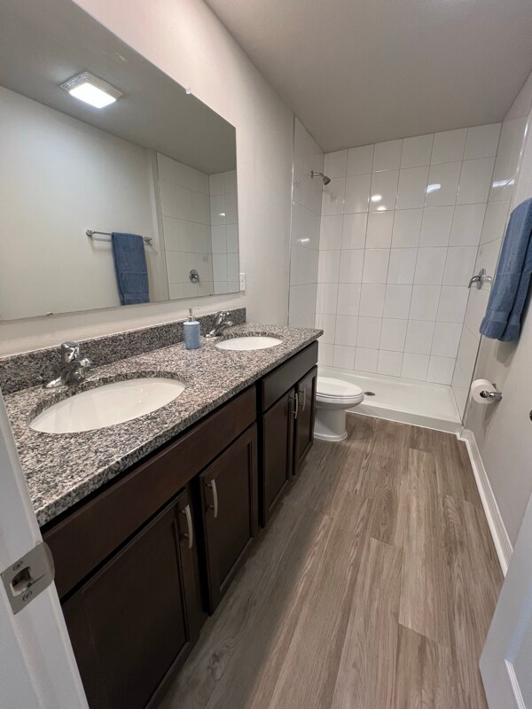 Building Photo - 32 Riddle Dr