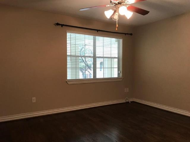 Building Photo - 4744 Bradford Dr