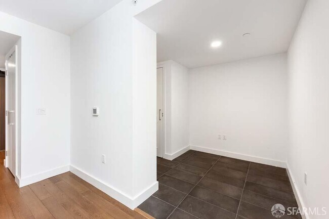 Building Photo - 708 Long Bridge St