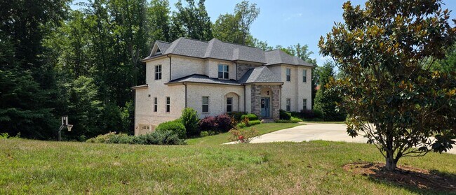 Building Photo - Executive home in Lewisville gated community