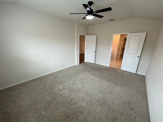 Building Photo - *COMING SOON* 3-Bedroom with Solar Panels & Resort Amenities – Pool, Gym!