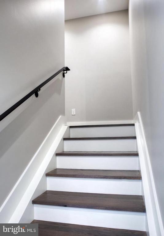 Building Photo - 1701 Trinidad Ave NE