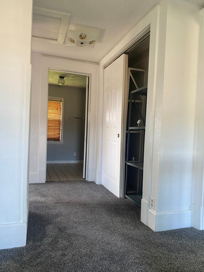 Building Photo - 11790 23 Mile Rd