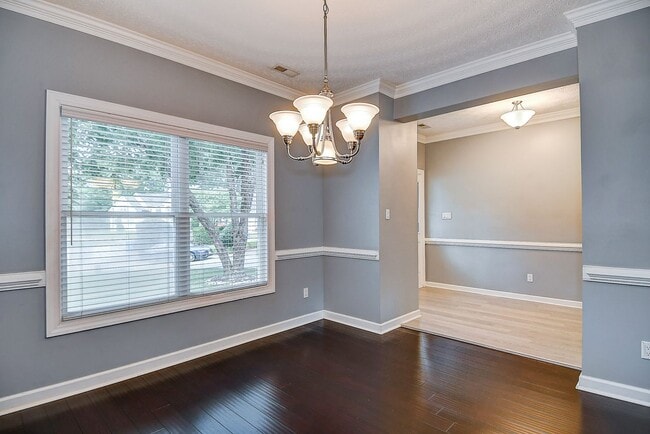 Building Photo - Tastefully Renovated Ranch in Hickory on q...