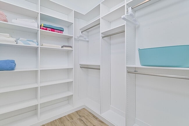 Building Photo - ** Single Family Home ~ Verdana Village ~ 3 Car Garage ~ Salt Water Pool & Lake Views **