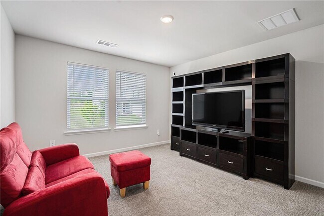 Building Photo - 279 Persian Ivy Way