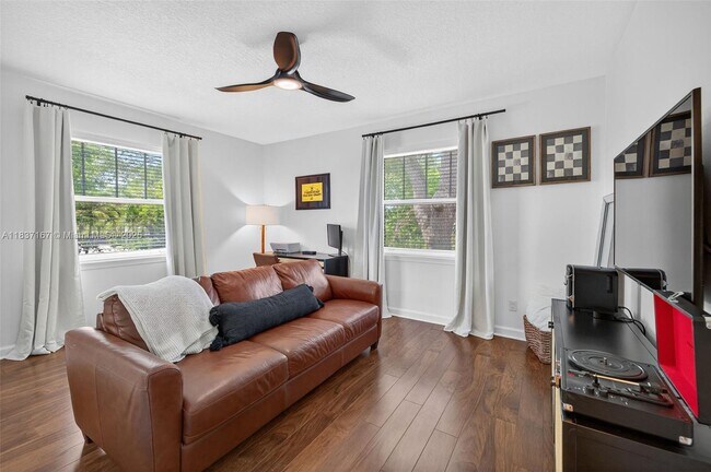 Building Photo - 1214 W Las Olas Blvd