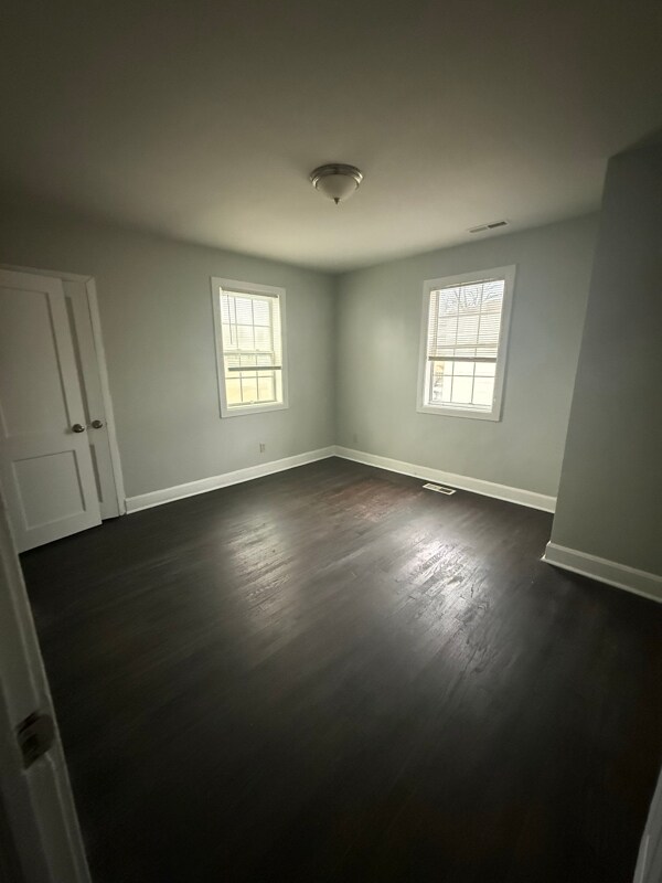 Building Photo - 2200 Fulton Ave SW