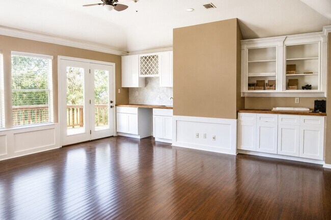 Building Photo - 15106 Olde Tavern Ct
