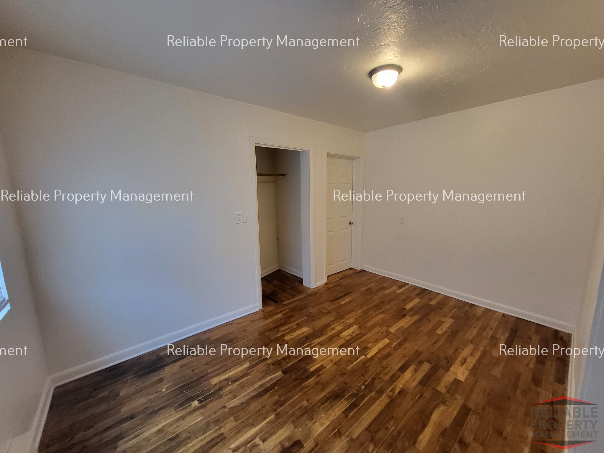 Building Photo - 674 N Water Ave