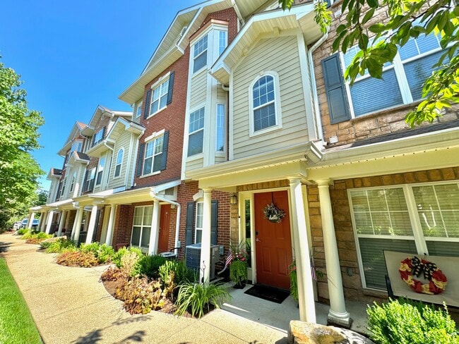 Building Photo - 2638 McKnight Crossing Ct