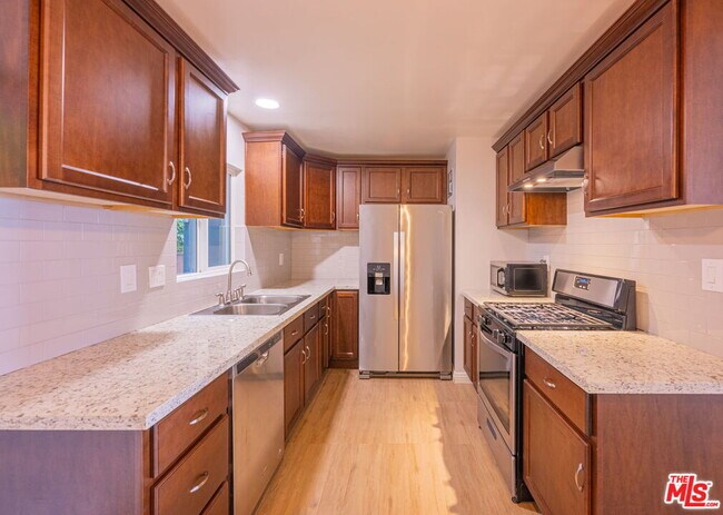 Building Photo - 2625 6th St