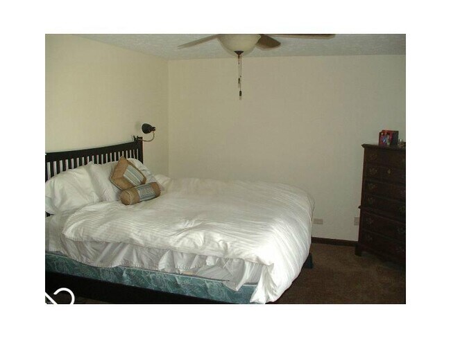 Building Photo - 108 Willowood Ln