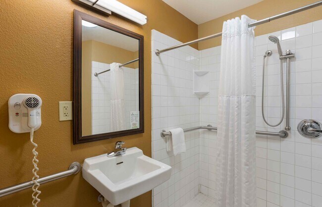 Building Photo - Furnished Studio-Wilkes-Barre - Hwy. 315