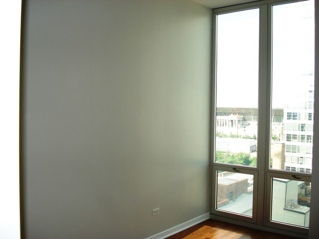Bedroom - 1600 S Indiana Ave