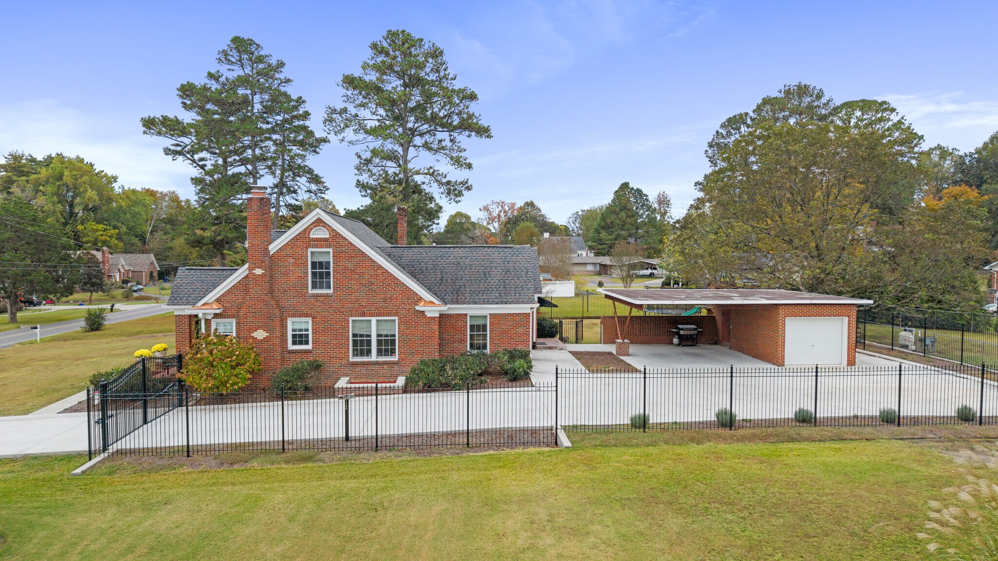 Building Photo - 507 Georgetown Rd NW