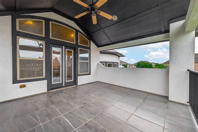 Building Photo - 2515 Avon Gate Ct