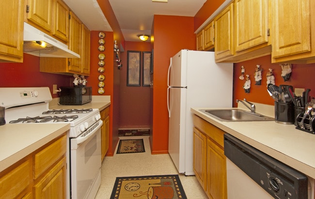 Interior Photo - Village at Lakeview Apartments