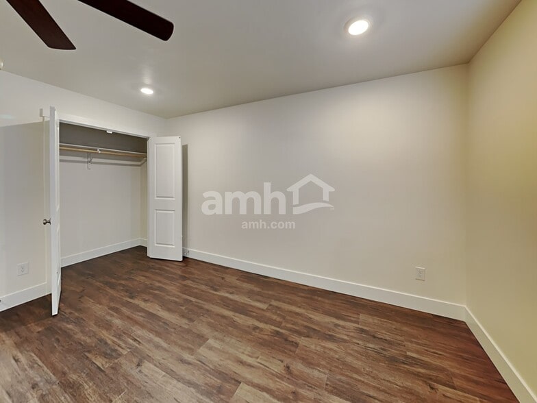 Building Photo - 4036 S Slate Creek Ave