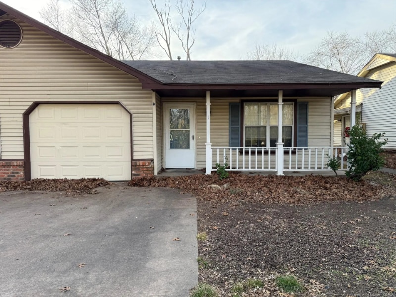 Building Photo - 2403 N Jay St