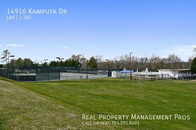 Building Photo - Qualify for a Zero Deposit? Large Fenced Rear