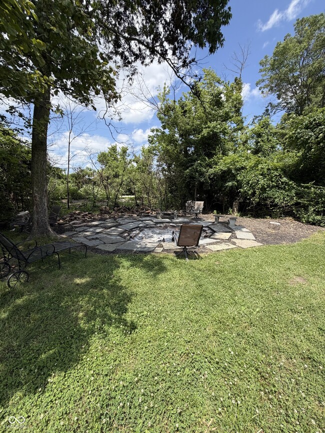 Building Photo - 10211 Hidden Mdw Ln