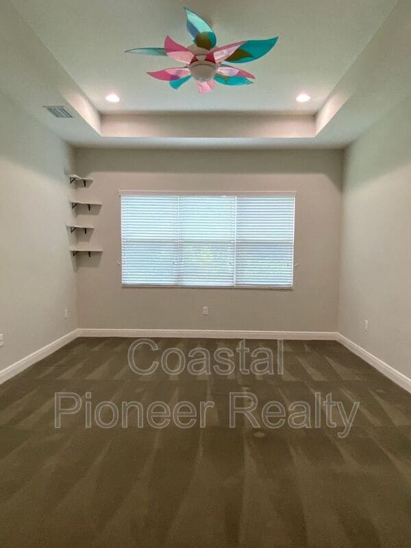 Building Photo - 31134 Spruceberry Ct