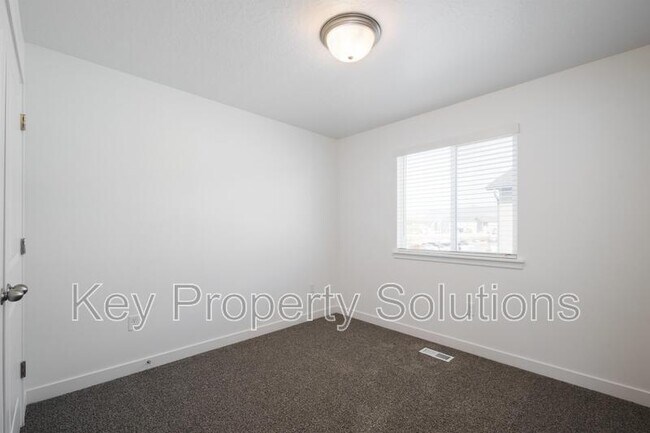 Building Photo - 12981 Devils Carden Ct
