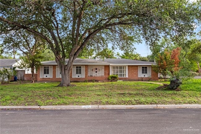 Building Photo - 28 W Austin Blvd