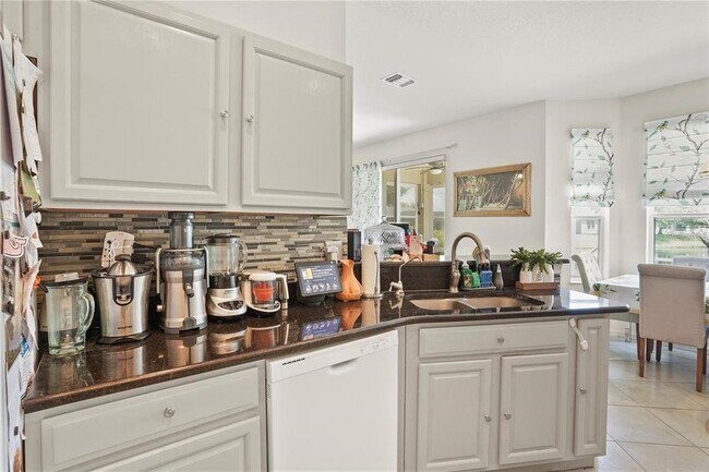 Building Photo - 3999 Whistlewood Cir