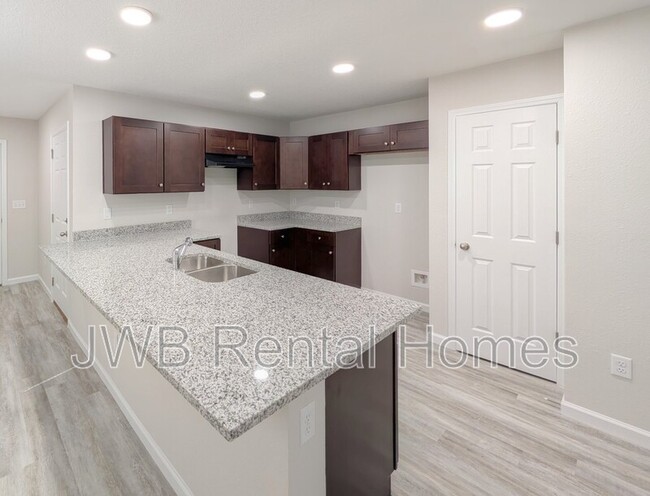 Building Photo - 7630 Cocoa Ave